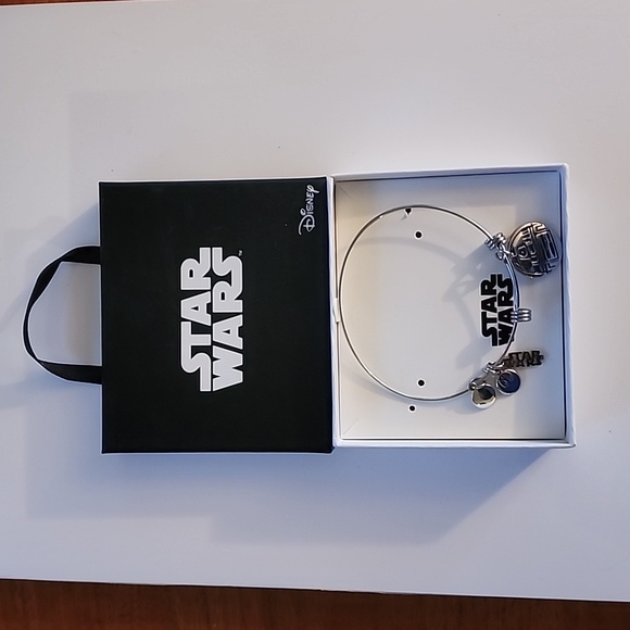 Disney Jewelry - Disney Star Wars R2-D2 Expandable Charm Bracelet Lucas Films